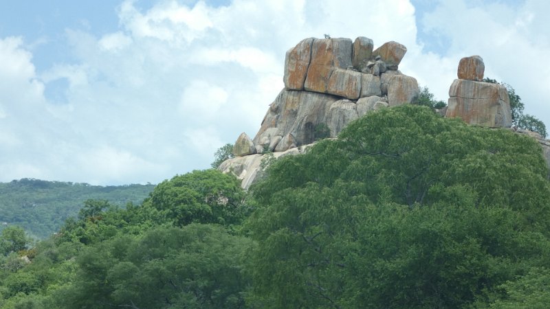 Felsenformation Zimbabwe.jpg